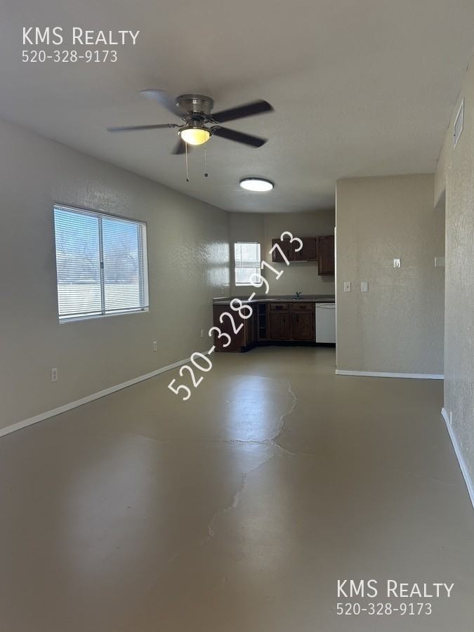 3419 E Glenn St #4 - Photo 4 of 13