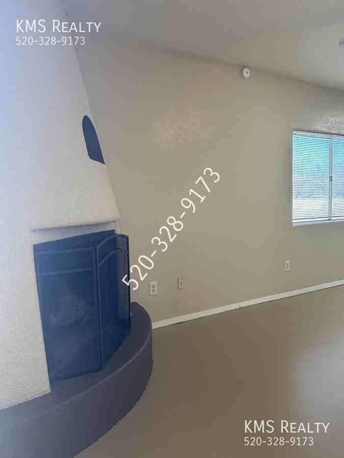 3419 E Glenn St #4 - Photo 5 of 13