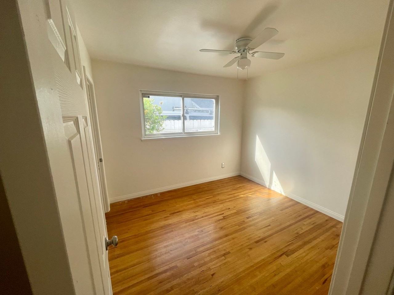 10212 Yana Dr - Photo 2 of 27