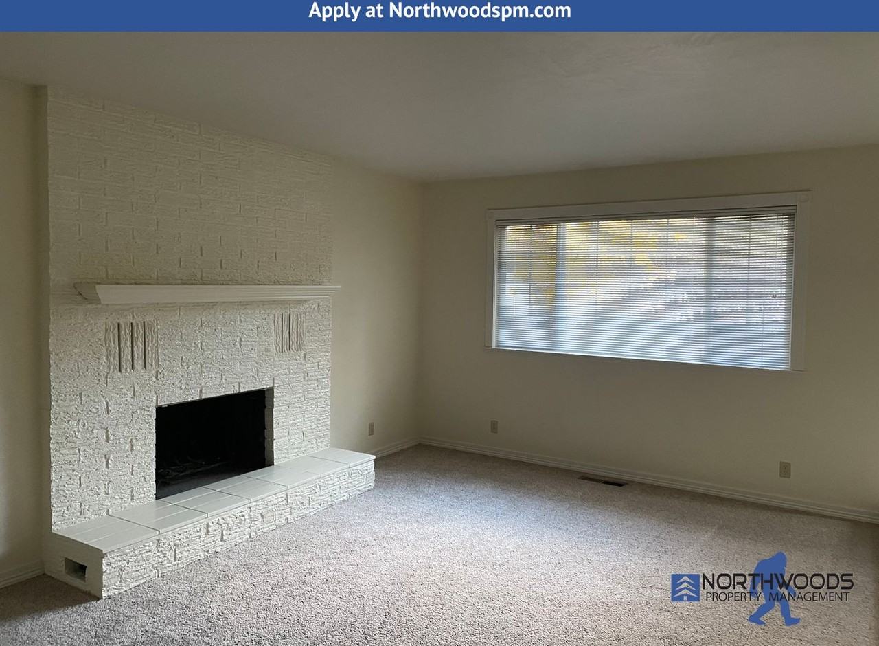 518 Girard Cir - Photo 3 of 27