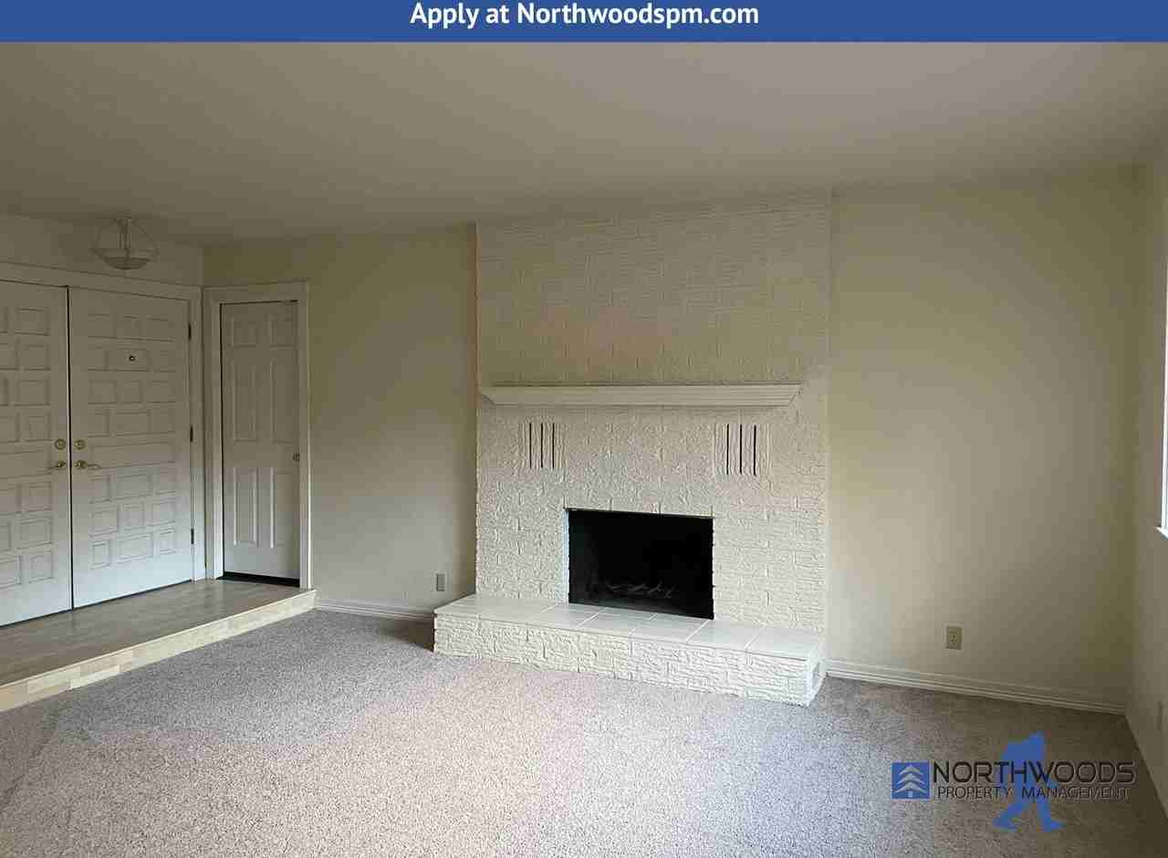 518 Girard Cir - Photo 4 of 27