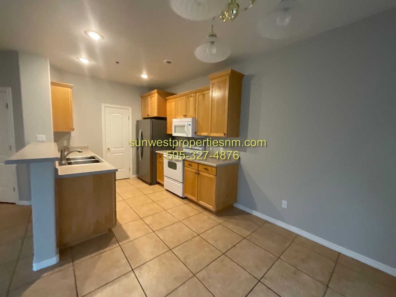 3000 Calla Lilly - Photo 5 of 25