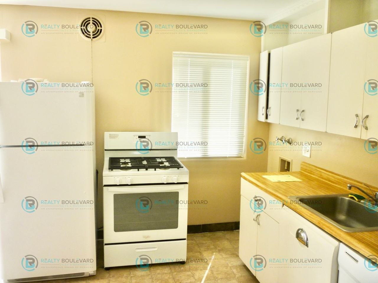 1404 Probasco Way - Photo 4 of 11