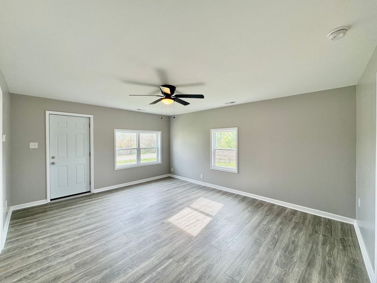 2288 Hungarytown Rd - Photo 6 of 18