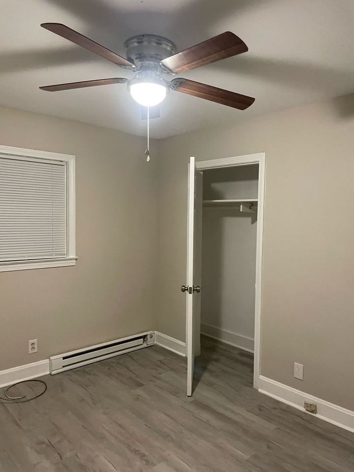 1602 Ne 23rd St - Photo 7 of 14