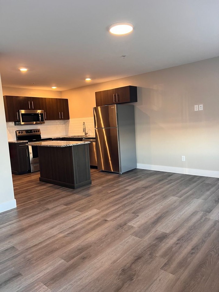591 Turin Way - Photo 3 of 11
