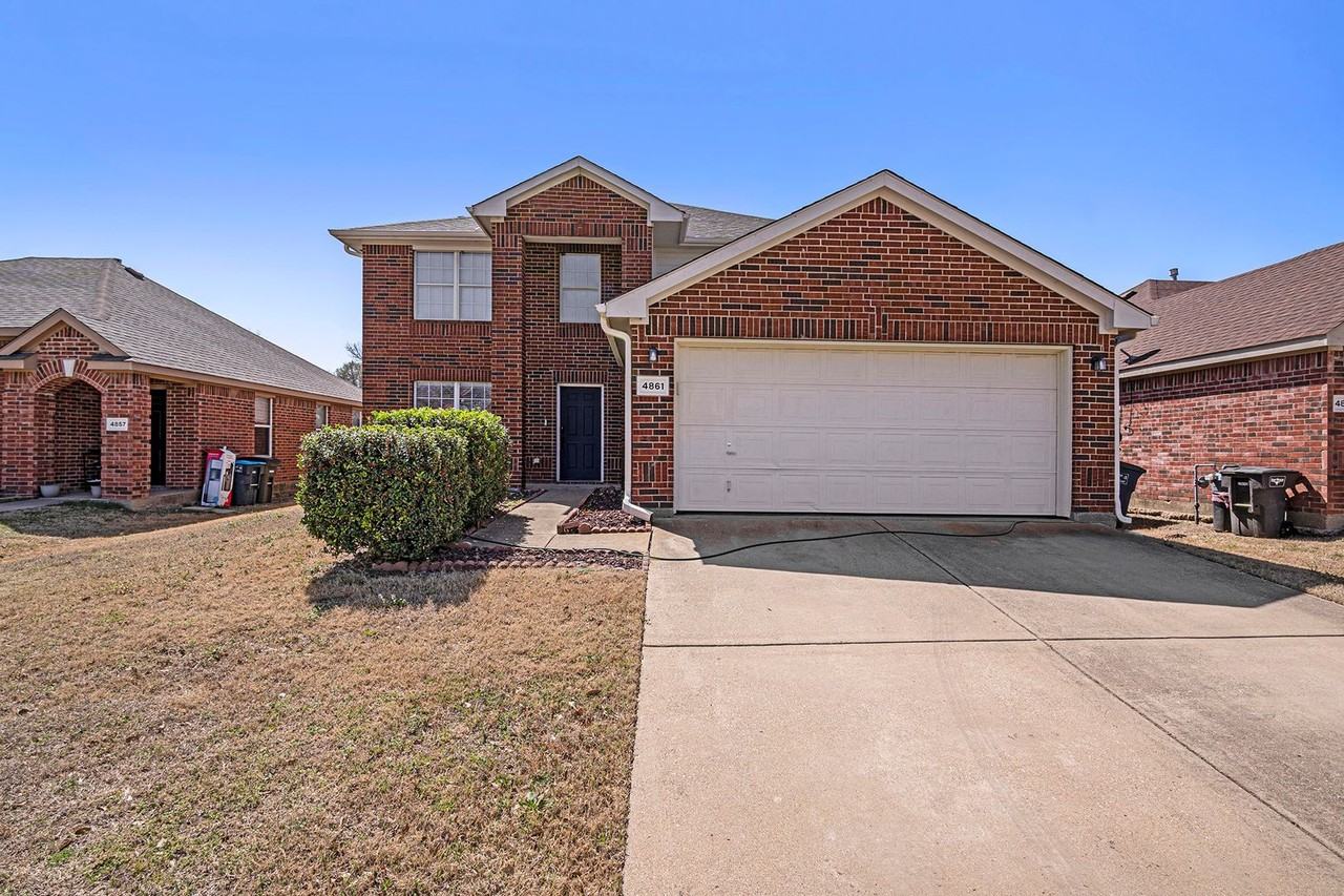 4861 Madyson Ridge Dr - Photo 2 of 25