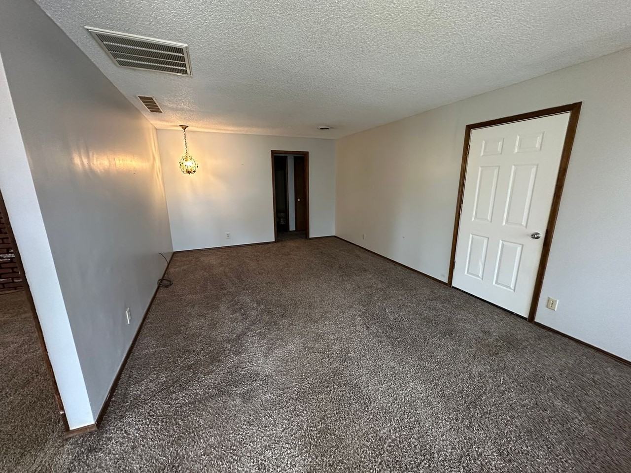 601 Valley View St #1 - Photo 2 of 11