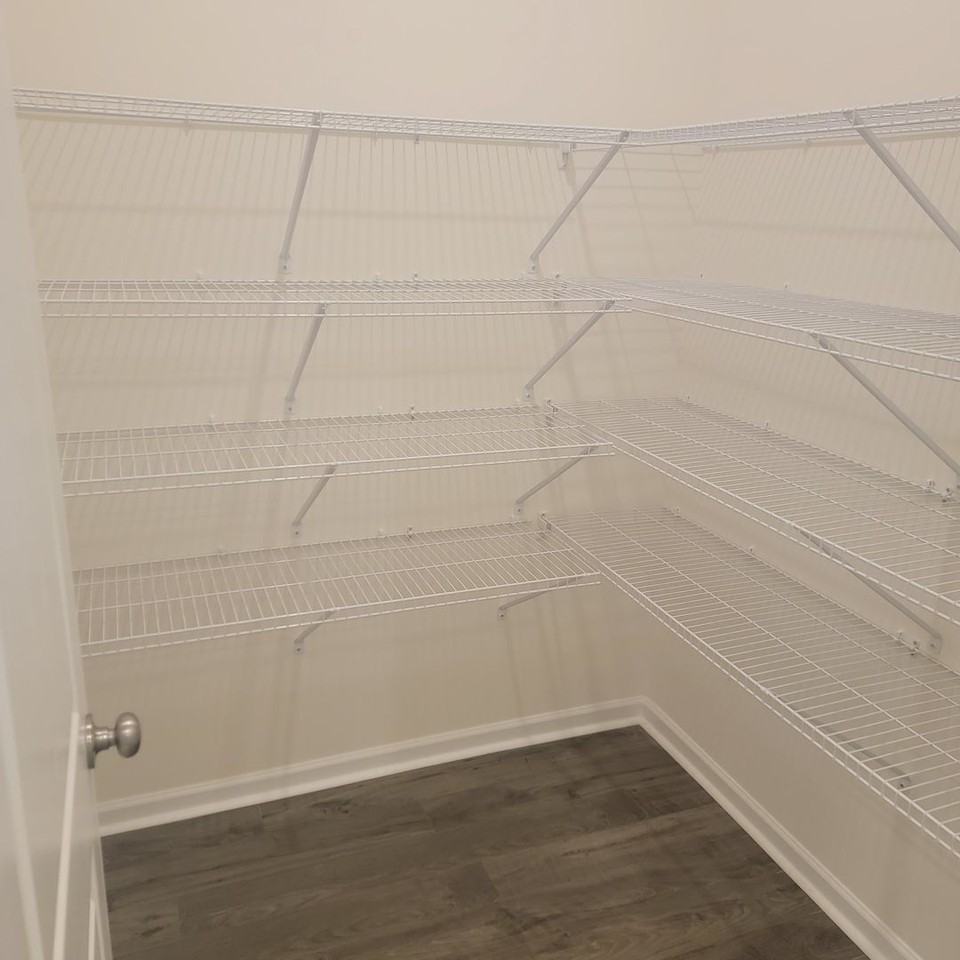 5841 Waterfall Pl - Photo 7 of 33