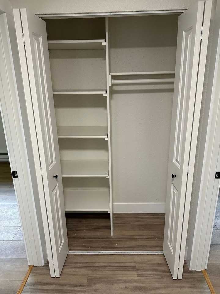 2607 S 7th St - Photo 7 of 11