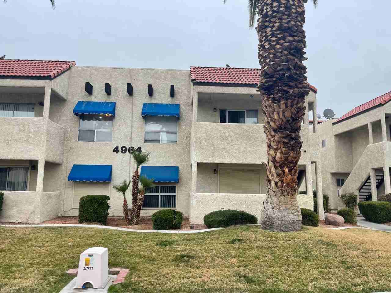 4964 Newport Cove Dr #B - Photo 2 of 14