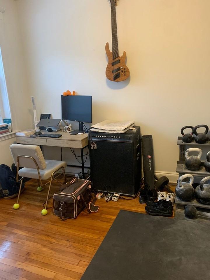 260 Kelton St - Photo 4 of 6