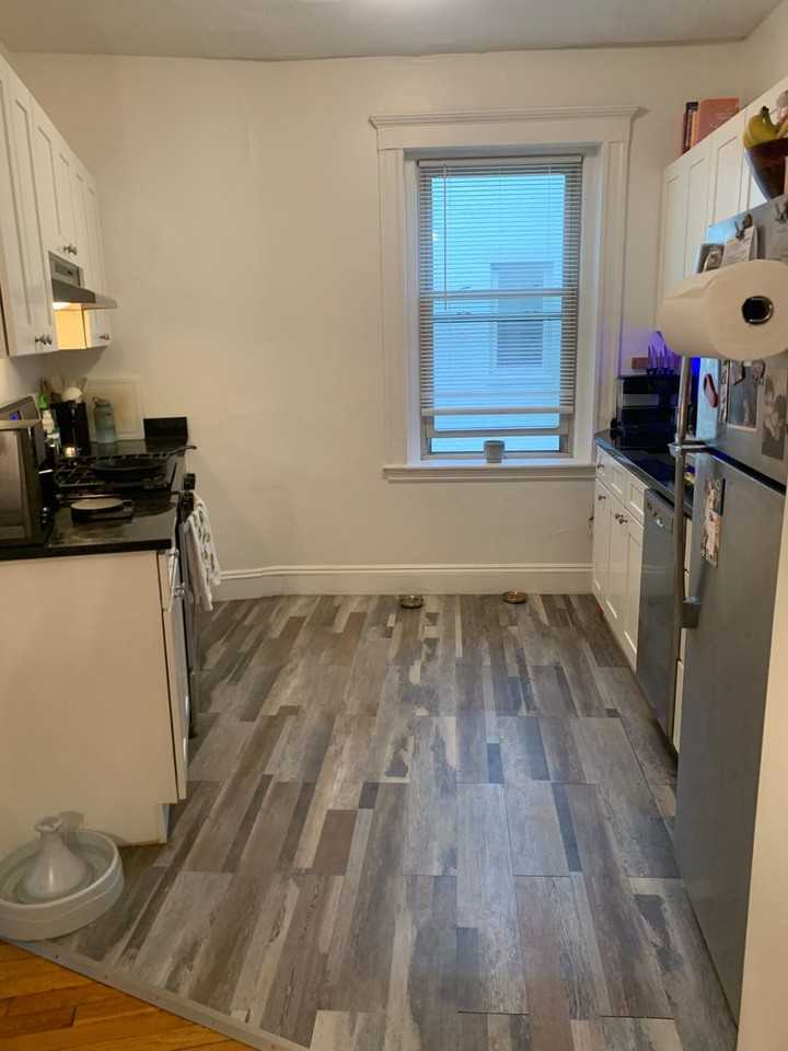 260 Kelton St - Photo 5 of 6