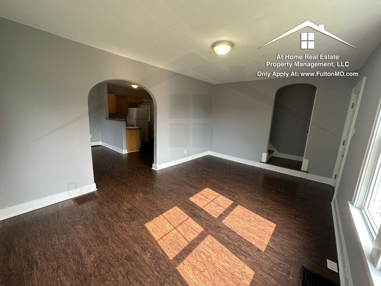 835 Nichols St - Photo 5 of 26