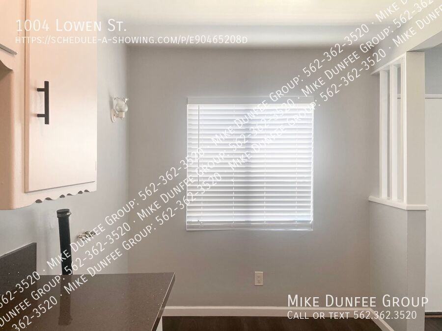 1004 W Lowen St - Photo 3 of 13
