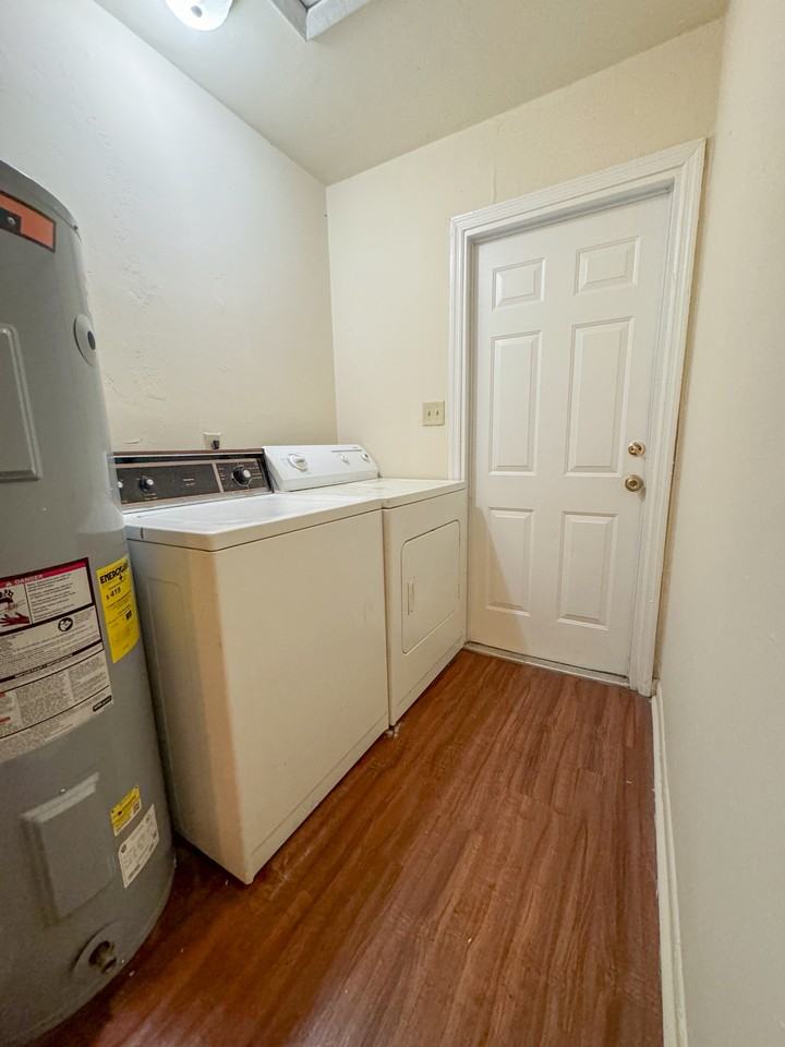 1502 Atkamire Dr #NA - Photo 7 of 11