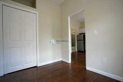 538 E Broadway #5 - Photo 5 of 6