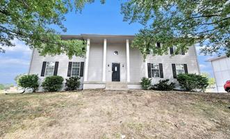 featured image of 1312 Nw Valley Woods Ct #D