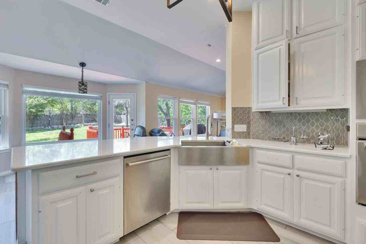 11308 Savin Hill Ln #NA - Photo 2 of 15