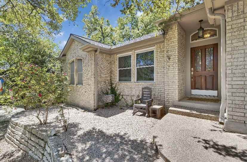 11308 Savin Hill Ln #NA - Photo 3 of 15