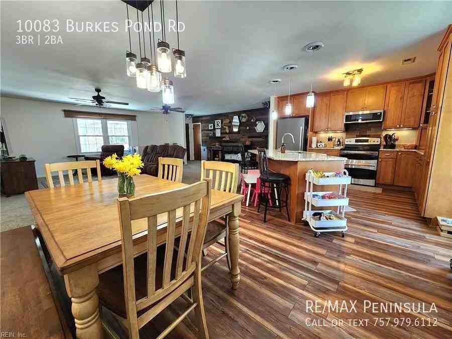 10083 Burkes Pond Rd - Photo 2 of 24