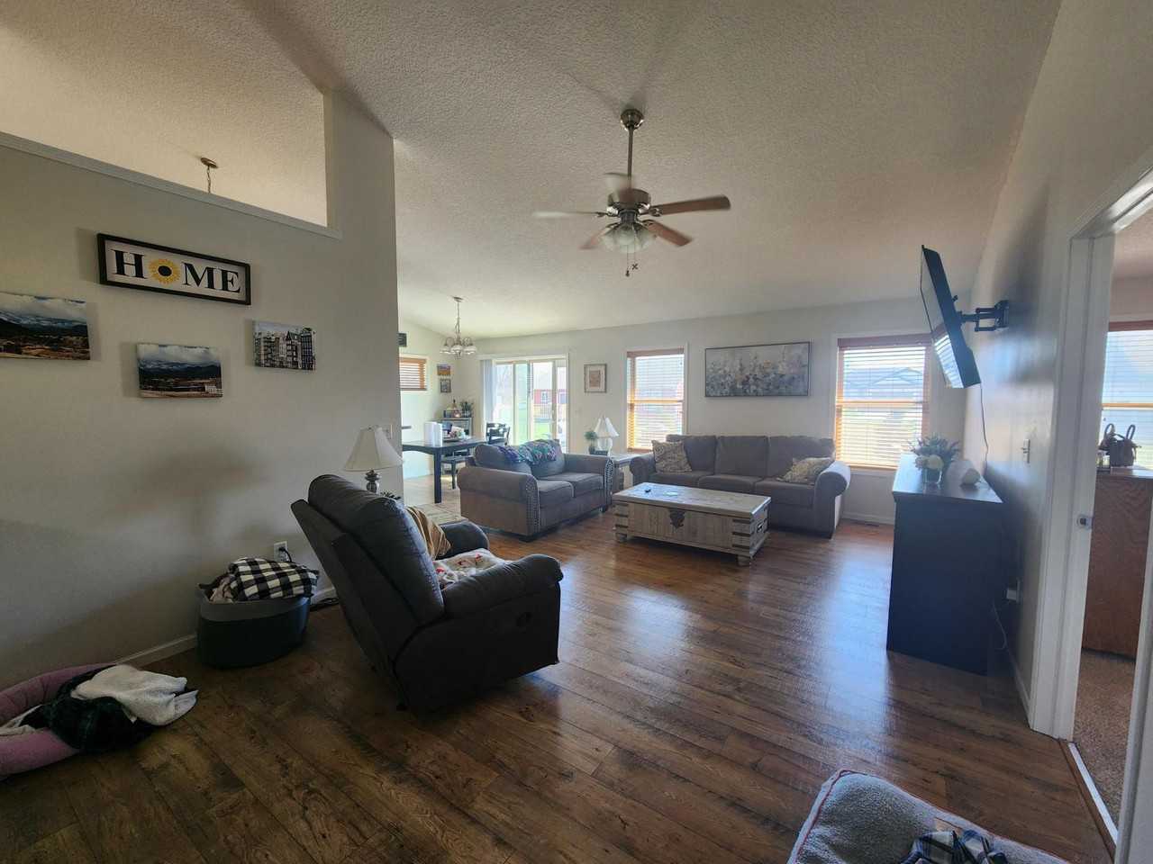 1930 Sherman Dr - Photo 2 of 18