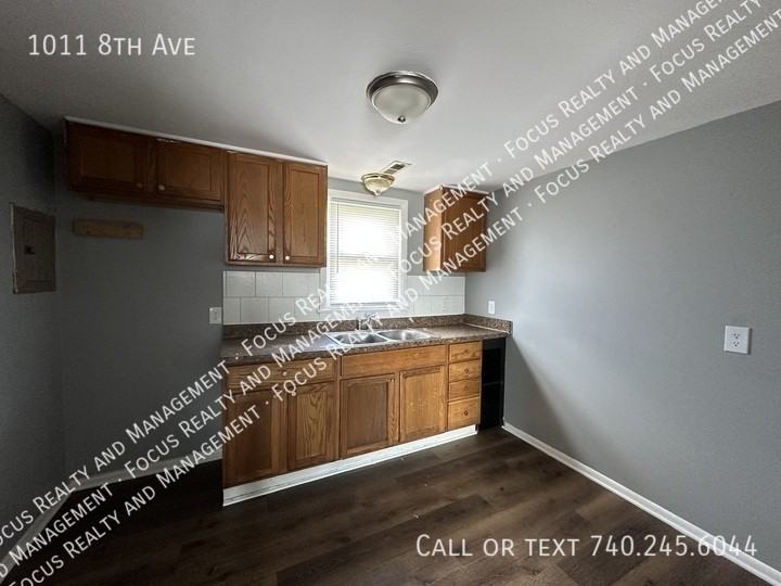 1011 8th Ave - Photo 2 of 6