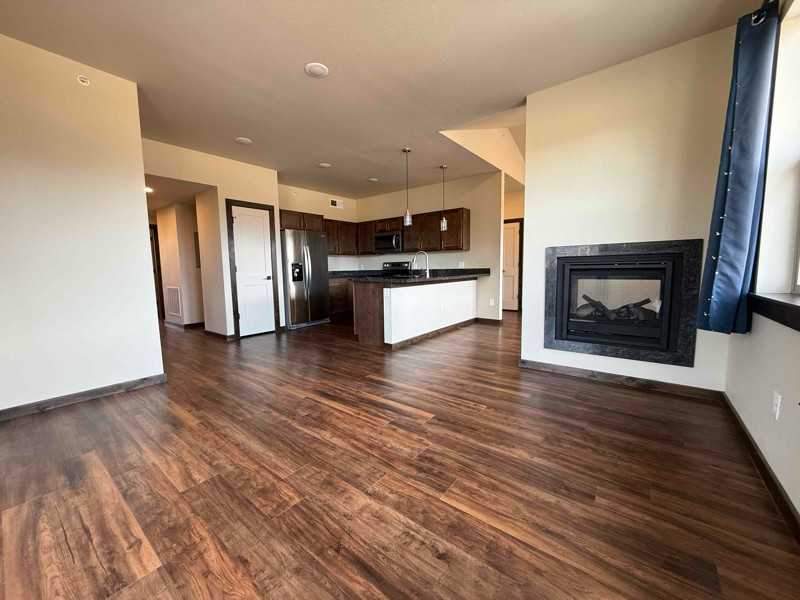 1734 Wildfire Rd #301 - Photo 3 of 20