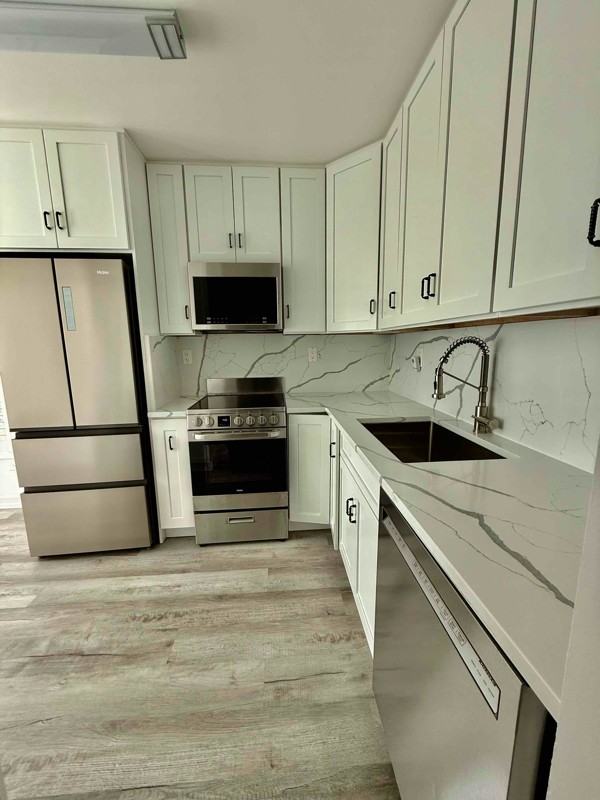 32 N Moger Ave - Photo 2 of 14