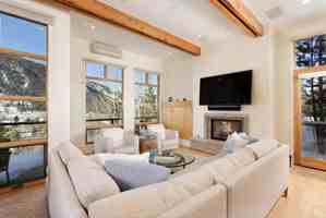 featured image of 250 Mountain Laurel Dr #A