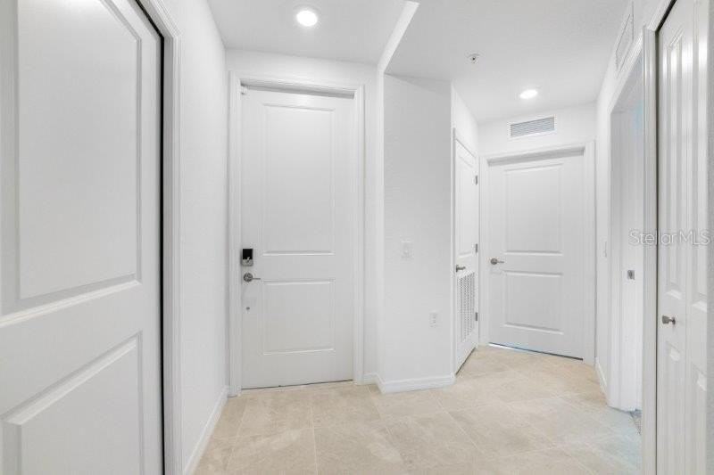 14151 Heritage Landing Blvd #1021 - Photo 3 of 50