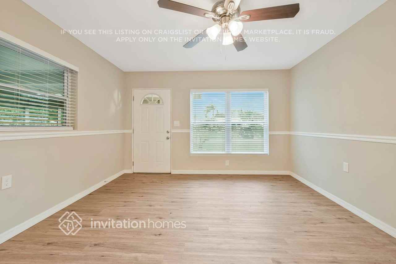 2831 Sanka Dr - Photo 7 of 18