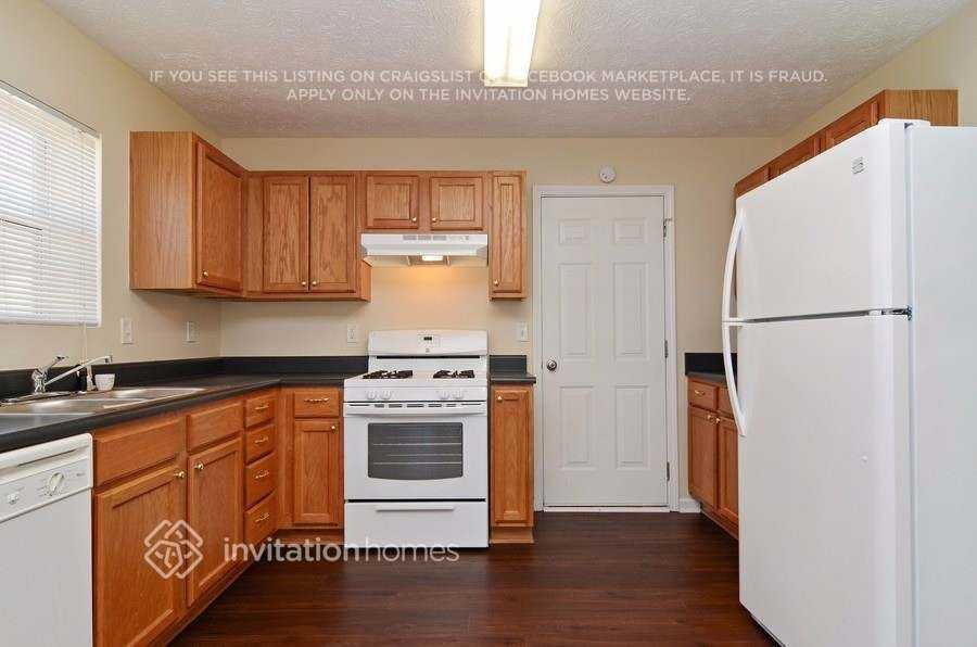 8119 Valley Ridge Dr - Photo 4 of 16