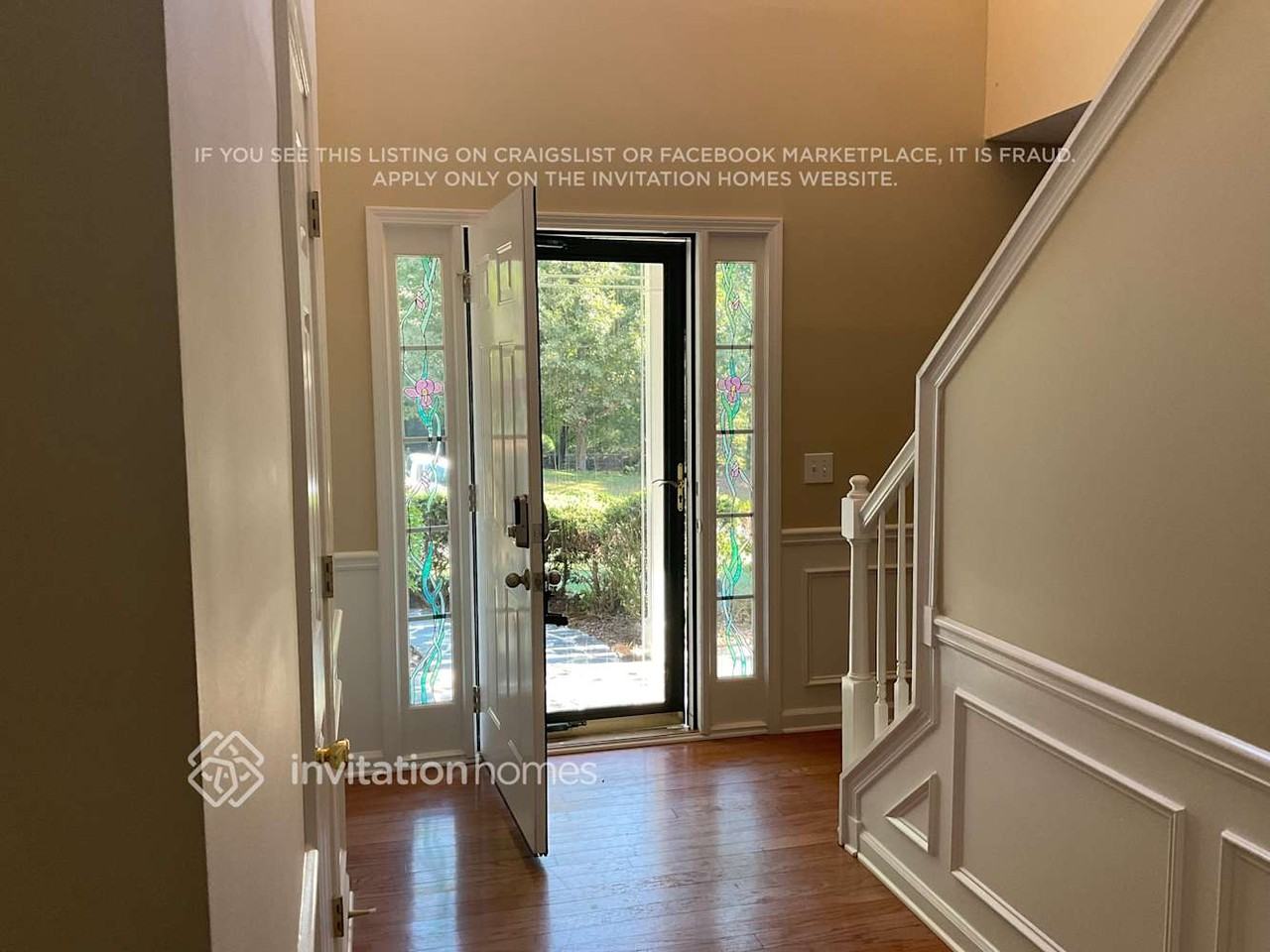 2355 Northwood Dr - Photo 2 of 10