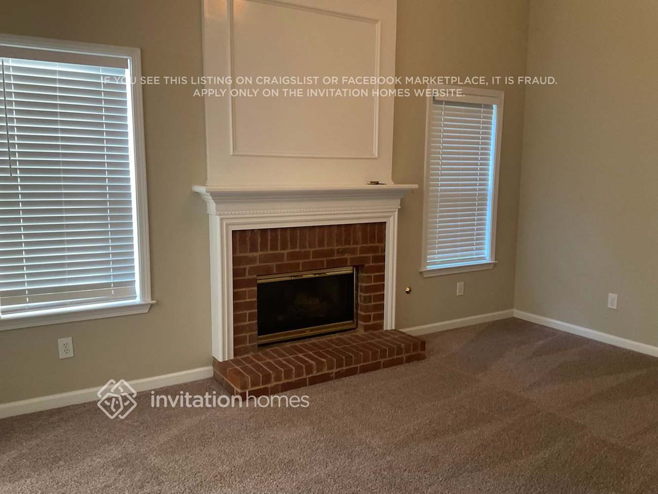 2355 Northwood Dr - Photo 3 of 10