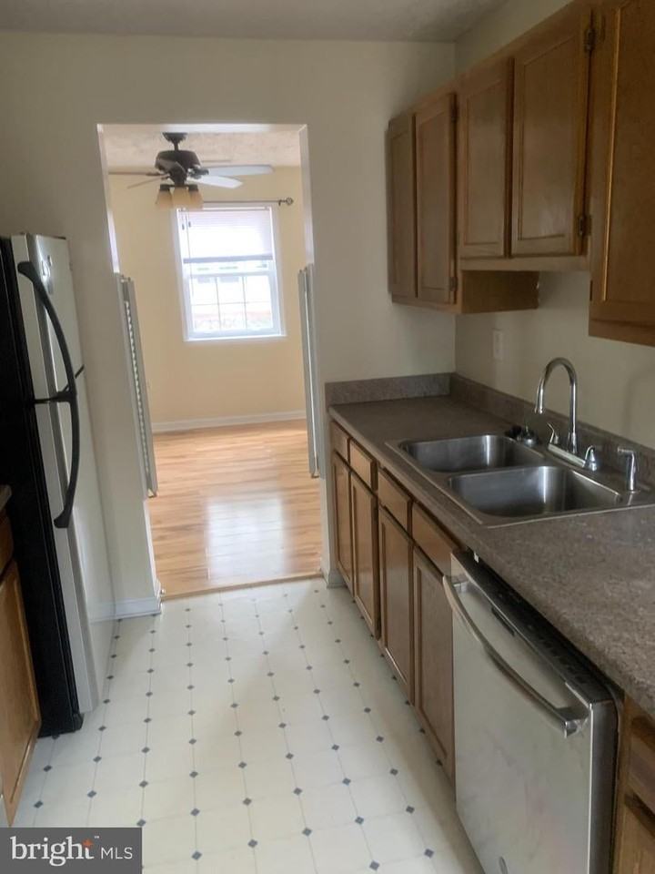 21832 Ronald Dr - Photo 7 of 15