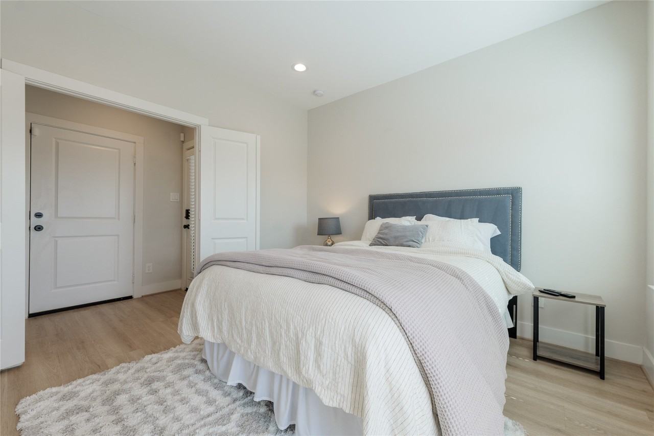 3711 Creekmont Gardens Ln - Photo 4 of 34