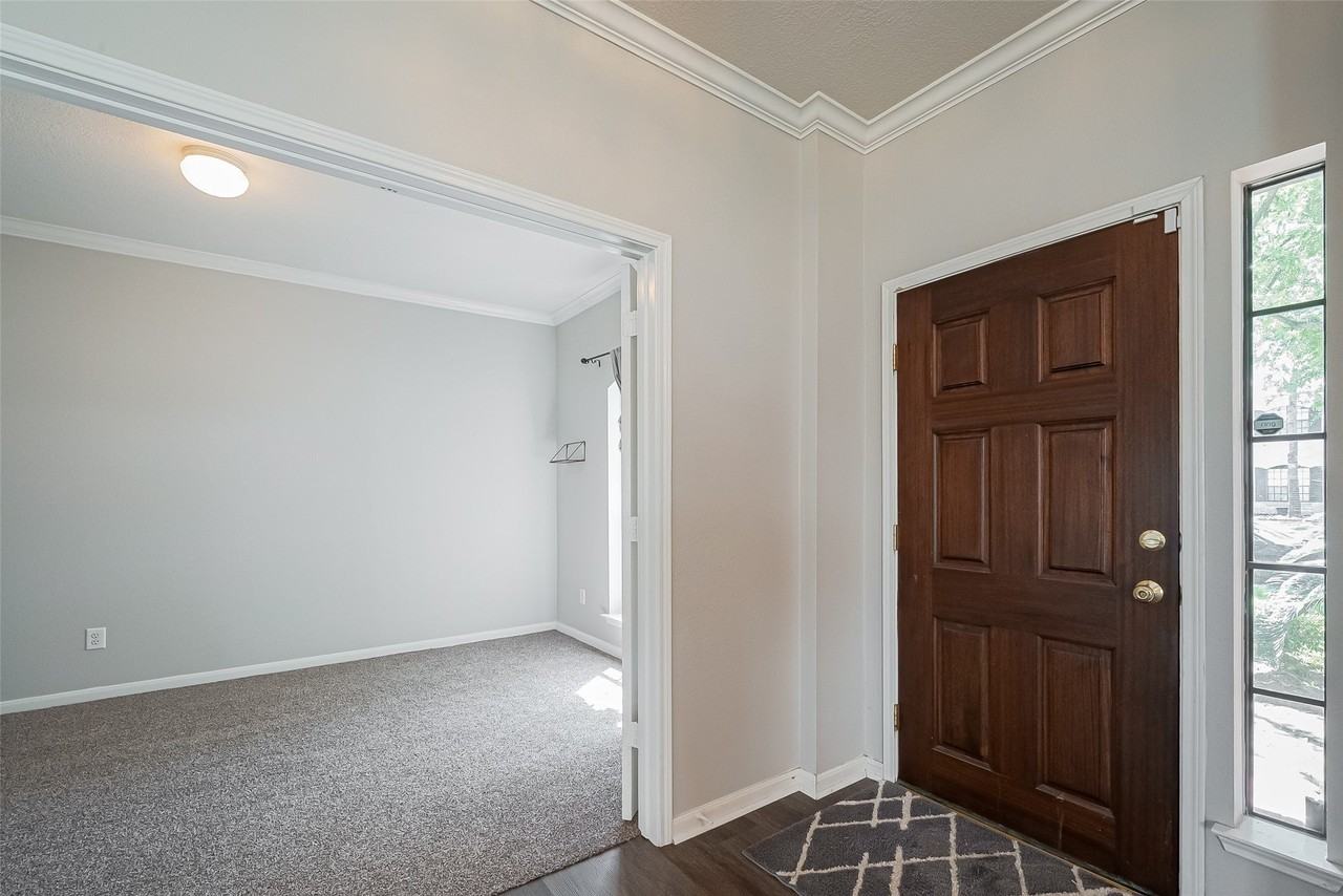 16606 Cypress Downs Dr - Photo 6 of 40