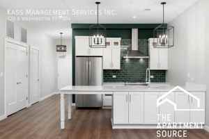 featured image of 720 N Washington St #200