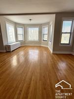featured image of 2211 E 69th St #3