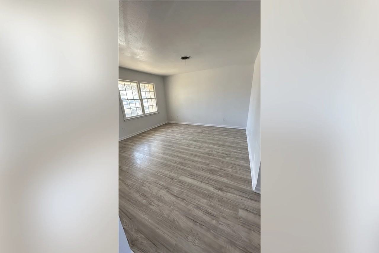 5110 46th St - Photo 2 of 15