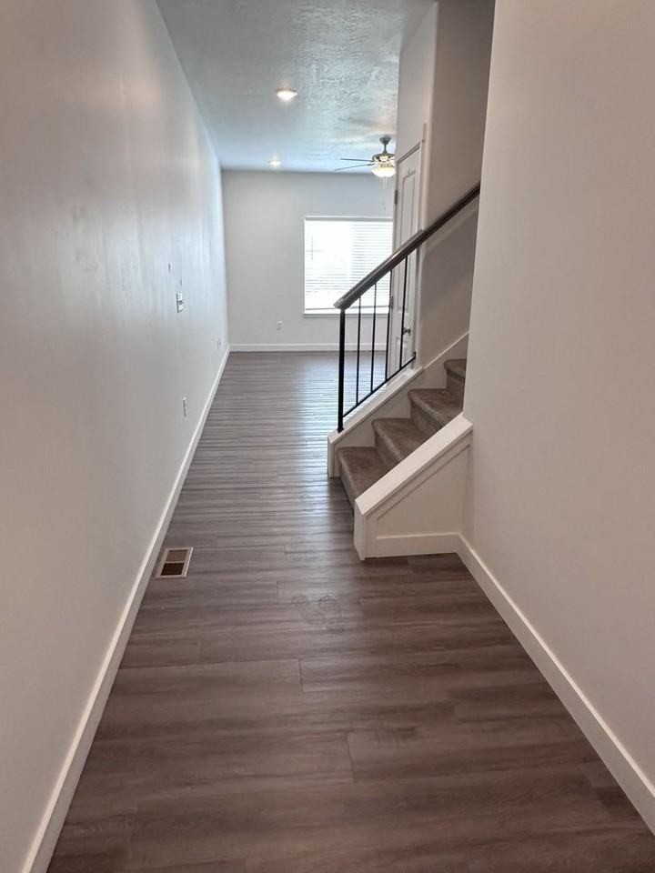 3383 W Sanctuary Ct - Photo 3 of 20