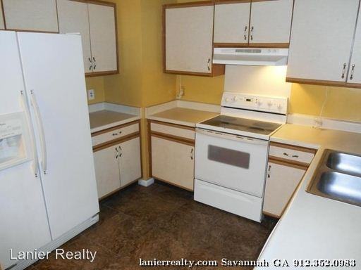 130 N Leeds Gate Rd - Photo 3 of 13