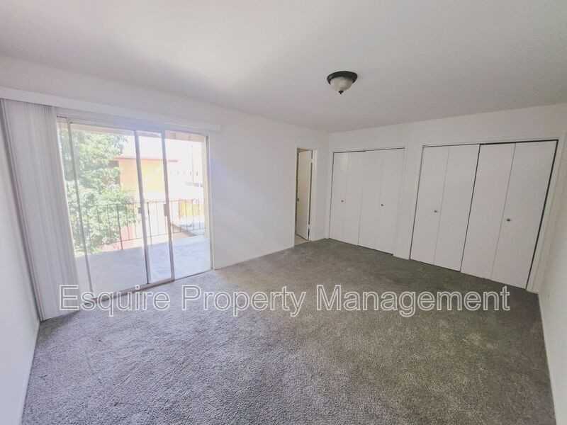 2064 N Ventura Rd #4 - Photo 6 of 9