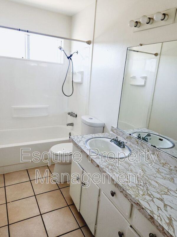 2064 N Ventura Rd #4 - Photo 7 of 9