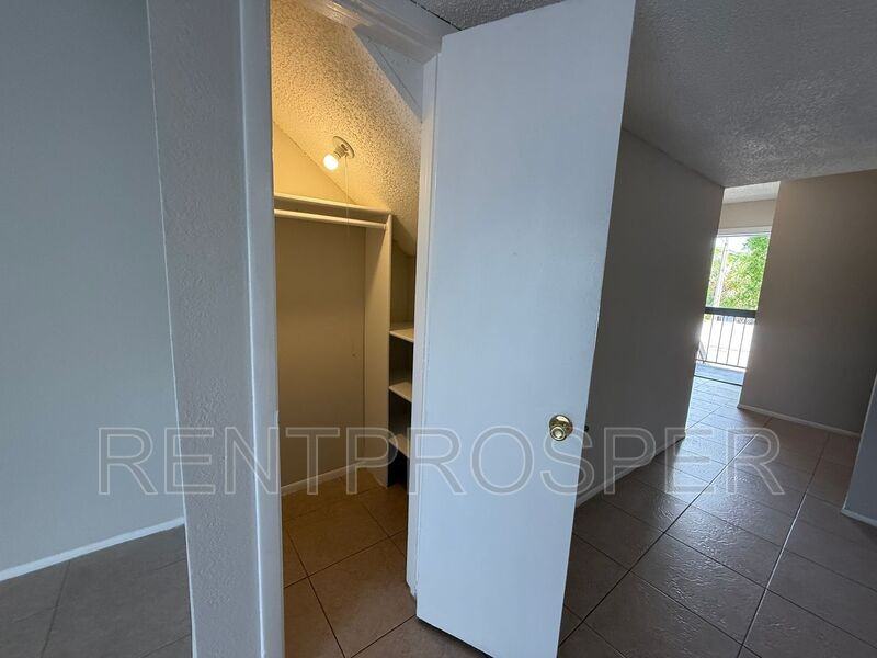 4155 S Semoran Blvd #13 - Photo 7 of 31