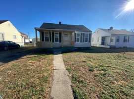 featured image of 5105 Robin Grey Ln