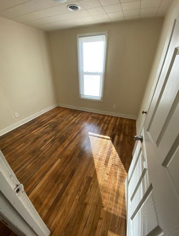 5105 Robin Grey Ln - Photo 4 of 10