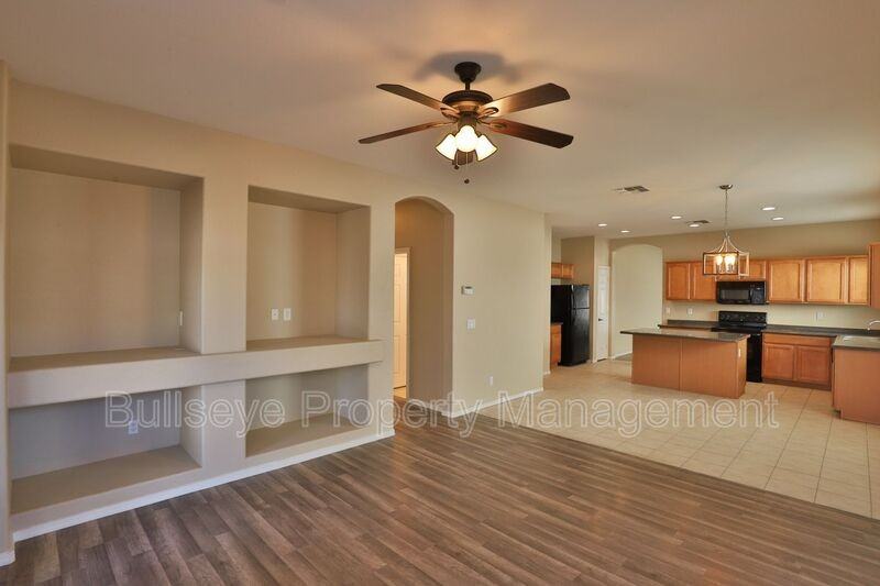 44178 W Venture Ln - Photo 5 of 21