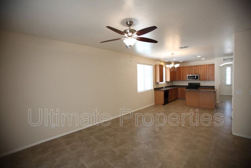 2230 W Oyer Ln - Photo 5 of 29